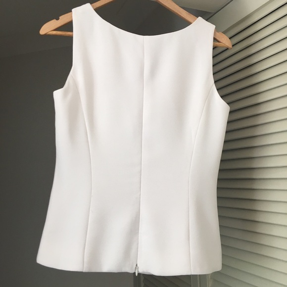 Cue Cream Sleeveless Top Size 10 - Picture 4 of 16
